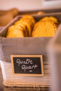 Salle de petit déjeuner Hôtel Orly